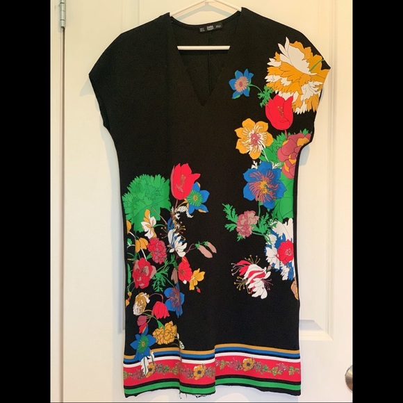 Zara Floral Dress. Women’s Size Sm. GUC. Smoke free home - Picture 1 of 5